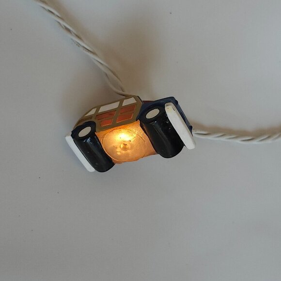 FUN TRAVEL STRING LIGHTS SHARKS SURF BOARDS STATION WAGON BEACH SAND AND SURF - Picture 3 of 12